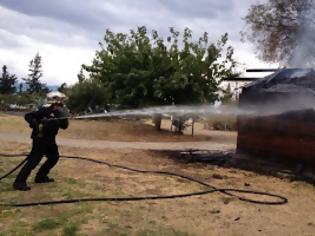 Φωτογραφία για Κάηκε το σπίτι του Αϊ Βασίλη στη Στυλίδα [video]