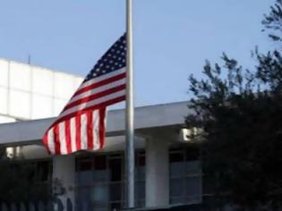 Φωτογραφία για Μεσίστιες οι σημαίες μέχρι την Παρασκευή στις ΗΠΑ