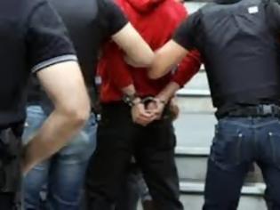 Φωτογραφία για Σύλληψη 27χρονου για ανθρωποκτονία και κλοπή από εκκλησίες