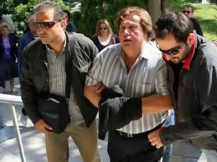 Φωτογραφία για Νέα καταδίκη για τον Σαξώνη: 12 μήνες φυλακή γιατί πούλησε το κατεσχεμένο του τζιπ