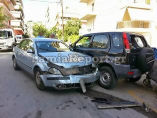 Φωτογραφία για Λαμία: Τροχαίο με τραυματία σε διασταύρωση μέσα στην πόλη