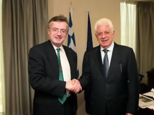 Φωτογραφία για Συνάντηση ΥΦΥΠΕΞ Κυριάκου Γεροντόπουλου με τον Πρέσβη της Κύπρου στην Αθήνα