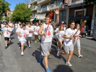 Φωτογραφία για Πάτρα: Ζέσταναν την πόλη οι λαμπαδηδρόμοι του Συλλόγου Εθελοντών Αιμοδοτών Χαλανδρίτσας – ΔΕΙΤΕ ΦΩΤΟ
