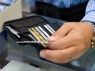 Φωτογραφία για Λιγότερος φόρος για όσους πληρώνουν με πιστωτική κάρτα