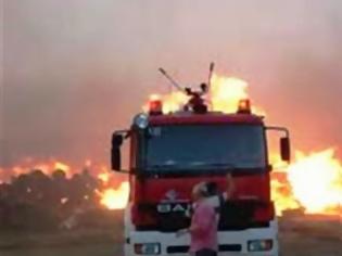 Φωτογραφία για Φωτιά σε τμήμα της ναυπηγοεπισκευαστικής ζώνης στο Πέραμα