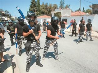 Φωτογραφία για Οι έξι «μαύρες τρύπες» στην έρευνα για την Χρυσή Αυγή