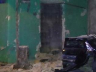 Φωτογραφία για Βόμβα στο σύνδεσμο του Παναθηναϊκού στα Πετράλωνα - Ισοπεδώθηκε η γειτονιά