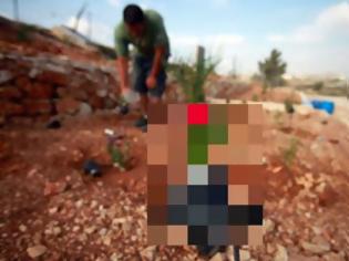 Φωτογραφία για Δείτε τι κάνουν οι Παλαιστίνιοι με τις άδειες χειροβομβίδες αερίου