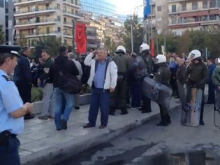 Φωτογραφία για Φυγαδεύτηκε άρον άρον ο Μπουτάρης από τα εγκαίνια της πλατείας