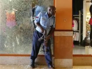 Φωτογραφία για Τέσσερις οι αντάρτες που προκάλεσαν το μακελειό στην Κένυα