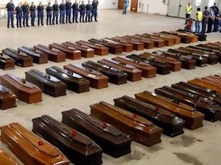 Φωτογραφία για Ανεβαίνει ο απολογισμός των νεκρών στη Λαμπεντούζα