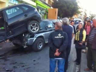 Φωτογραφία για Τροχαίο με τραυματισμό στο Ηράκλειο - Το ... έσκασαν οι επιβάτες του ενός ΙΧ