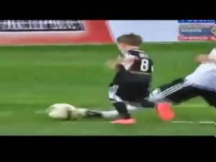 Φωτογραφία για 5χρονος μπαίνει στο γήπεδο και βάζει γκολ! [Video]