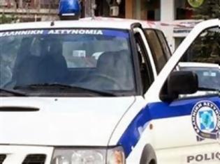 Φωτογραφία για Πόρισμα - φωτιά των «αδιάφθορων» της ΕΛ.ΑΣ: Άμεσες σχέσεις αστυνομικών με την Χρυσή Αυγή σε 50 υπηρεσίες