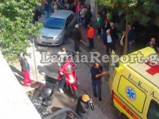 Φωτογραφία για Λαμία:Τραυματίστηκε νεαρή κοπέλα σε τροχαίο στο κέντρο της πόλης - Δείτε βίντεο