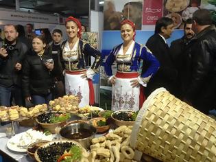 Φωτογραφία για Κρητικά προϊόντα, αρώματα και γεύσεις '' πλημμύρισαν το Κίεβο της Ουκρανίας στα εγκαίνια Ελληνοουκρανικού φεστιβάλ