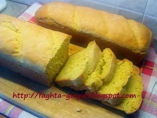 Φωτογραφία για Σπιτικό ψωμί με μαλακό, σκληρό και καλαμποκίσιο αλεύρι