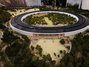 Φωτογραφία για Η Apple αποκαλύπτει το 3D μοντέλο της πανεπιστημιούπολης του μέλλοντος