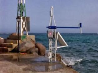 Φωτογραφία για Παλιρροιογράφοι κατέγραψαν «μίνι» τσουνάμι στην Κρήτη - Πίνουν κόκκινο νερό μετά το σεισμό