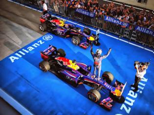 Φωτογραφία για F1 GP Ιαπωνίας - RACE: Ασταμάτητος Vettel, 1-2 η Red Bull!