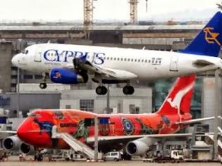 Φωτογραφία για Ράγισε εν πτήση ο υαλοθώρακας αεροσκάφους των Κυπριακών Αερογραμμών