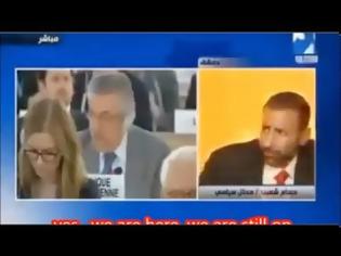 Φωτογραφία για Επίθεση στο κτίριο της Συριακής τηλεόρασης κατά τη διάρκεια συνέντευξης [video]