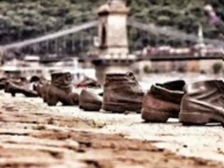 Φωτογραφία για Τα παπούτσια του Δούναβη – Το πιο συγκινητικό μνημείο στην μνήμη όσων έχασαν τη ζωή τους από τους Ναζί