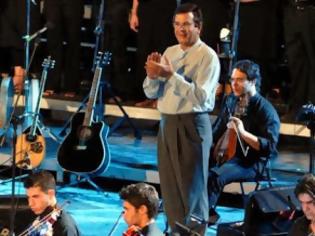 Φωτογραφία για Πάτρα: Συναυλία του Σταμάτη Σπανουδάκη στο πλαίσιο των Πρωτοκλητείων