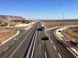 Φωτογραφία για Στην κυκλοφορία παραδόθηκε νέο τμήμα της εθνικής οδού Λάρισας - Τρικάλων