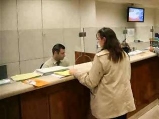 Φωτογραφία για Οι τράπεζες προωθούν εθελούσιες αποχωρήσεις 3.500 υπαλλήλων ως το τέλος του 2013
