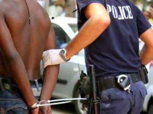 Φωτογραφία για Αστυνομική επιχείρηση στην περιοχή του κέντρου Αθηνών χθες - 221 προσαγωγές, 3 συλλήψεις