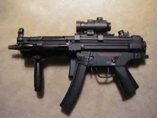 Φωτογραφία για Με πιστόλι ή MP5 και όχι Καλάσνικοφ το χτυπημα!!!