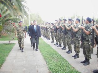 Φωτογραφία για Συνάντηση Κ.Γεροντόπουλου με τον Πρόεδρο του ΔΗΣΥ Αβέρωφ Νεοφύτου και επίσκεψη σε στρατόπεδο της ΕΛΔΥΚ και Φυλακισμένα Μνήματα