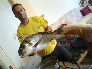 Φωτογραφία για Τσιπούρα γίγας στο καλάμι ερασιτέχνη ψαρά στην Πρέβεζα [Photos]