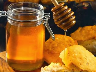 Φωτογραφία για ΜΟΝΑΔΙΚΟ: Αγιορείτικο μέλι καστανιάς, ένας πραγματικός θησαυρός για την υγεία μας!