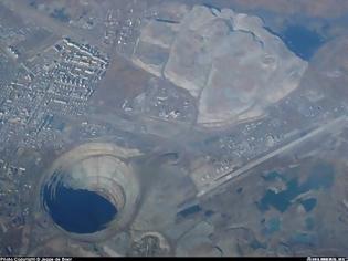 Φωτογραφία για Mια τεράστια τρύπα στην Γη...είναι ορυχείο διαμαντιών