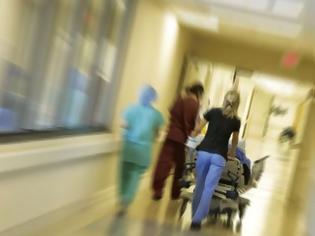 Φωτογραφία για Πάτρα: Ξεκινά η διαθεσιμότητα 50 εργαζομένων σε νοσοκομεία - Τι θα γίνει με το Νοσοκομείο Καλαβρύτων και το Νοσημάτων Θώρακος