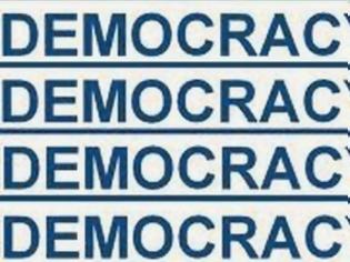 Φωτογραφία για Η  «δημοκρατία»  «νίκησε»