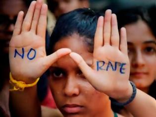 Φωτογραφία για Σάλος στην Ινδία με τις δηλώσεις αστυνομικού περί βιασμών