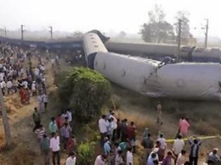 Φωτογραφία για Σιδηροδρομικό δυστύχημα στην Ινδία