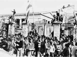 Φωτογραφία για 17 Νοεμβρίου 1973 - Η Εξέγερση του Πολυτεχνείου