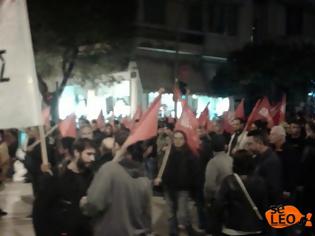 Φωτογραφία για Δύο στρατιώτες στην πορεία για το Πολυτεχνείο