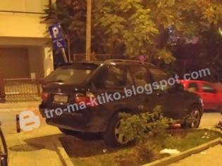 Φωτογραφία για Ο Ελληνάρας με BMW jeep παρκάρει όπου θέλει...γιατί μπορεί!