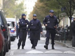 Φωτογραφία για Πυροβολισμοί με έναν τραυματία στα γραφεία της Libération στο Παρίσι