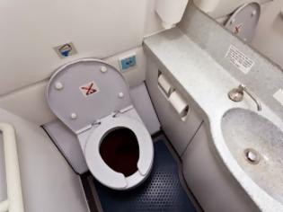Φωτογραφία για Δεν θα πιστεύετε τι βρήκαν σε τουαλέτα αεροσκάφους!