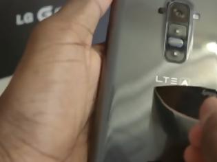 Φωτογραφία για Δείτε το LG G Flex να θεραπεύει γρατσουνιές από μαχαίρι (vid)