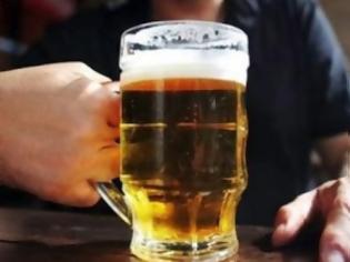 Φωτογραφία για Στο Άμστερνταμ απασχολούν αλκοολικούς ως οδοκαθαριστές και τους πληρώνουν σε μπύρες
