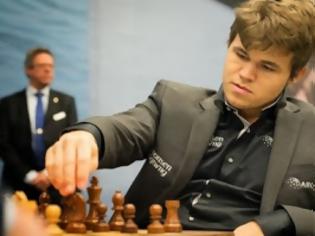 Φωτογραφία για Παγκόσμιος πρωταθλητής στο σκάκι το... φαινόμενο Μάγκνους Κάρλσεν