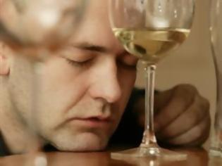Φωτογραφία για Υγεία: Ορόσημο τα 40 για την κατανάλωση αλκοόλ