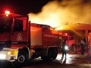Φωτογραφία για Κρήτη: Εμπρηστικές ενέργειες άναψαν φωτιά στην Πυροσβεστική
